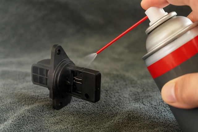 Cleaning MAF Sensor With Carb Cleaner
